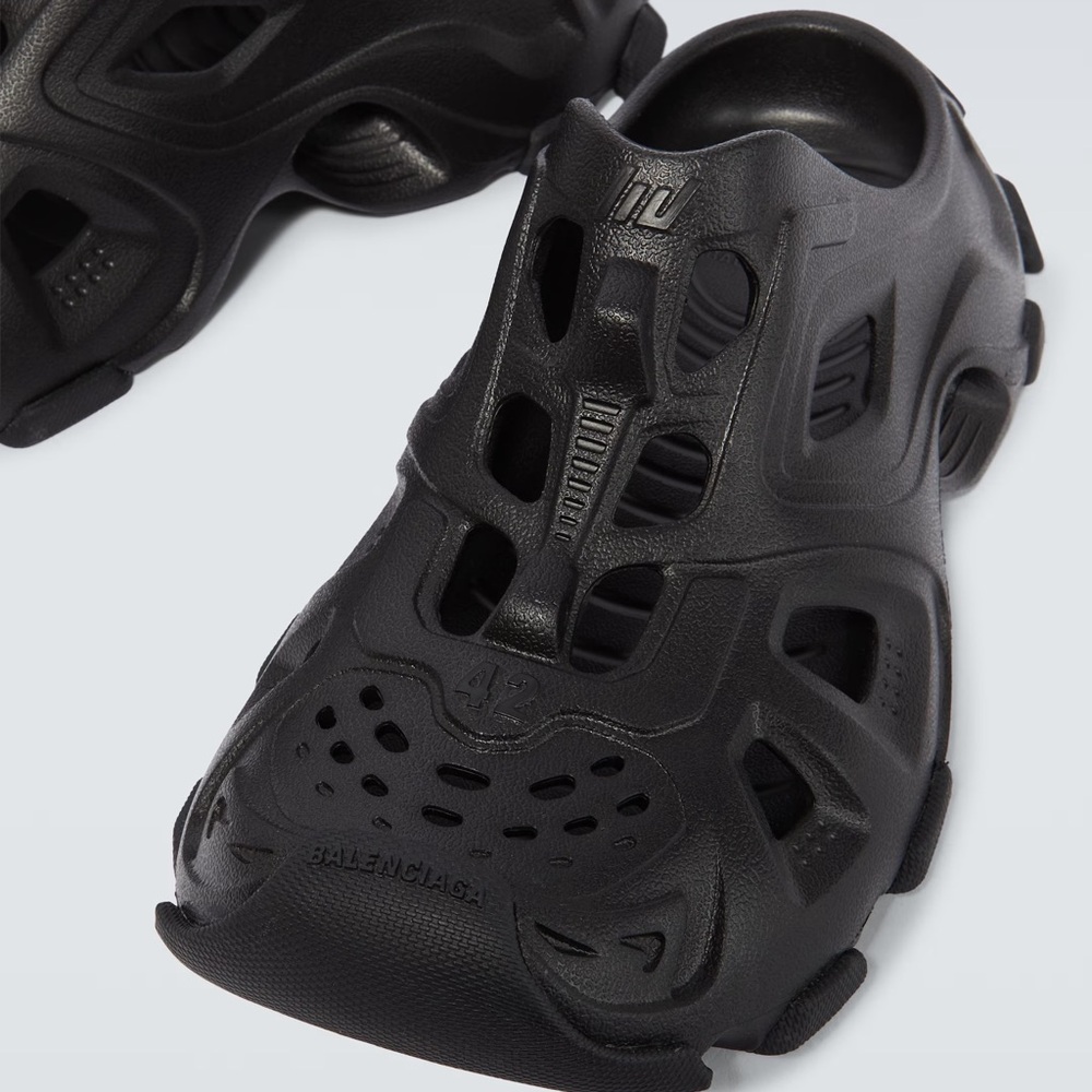 💯 - New Authentic Balenciaga Black Comfortable HD rubber mules
